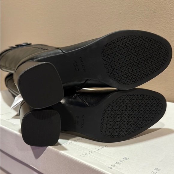 Geox Black Heeled Italian Leather Riding Boots Sleek Design US 8.5 - Picture 7 of 15